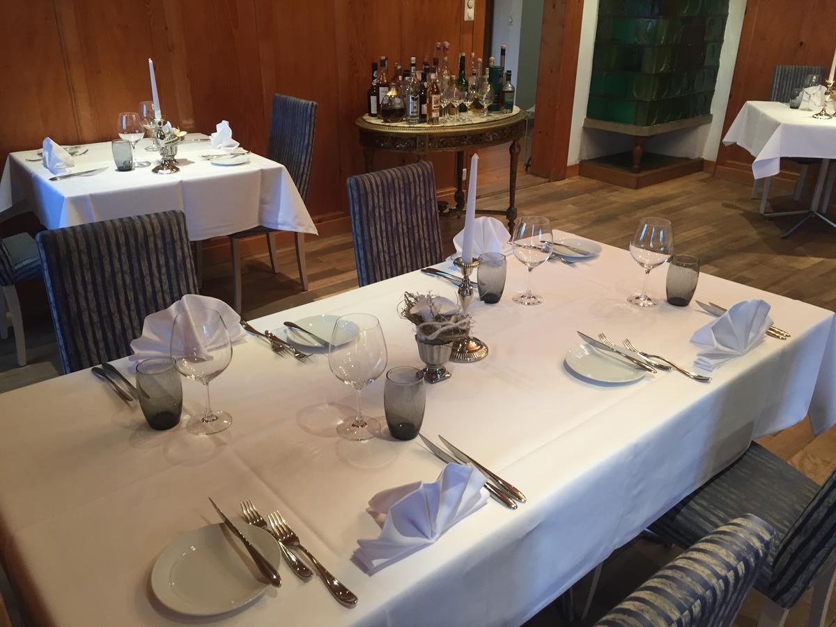 Hotel Restaurant Schloessli Sax エクステリア 写真